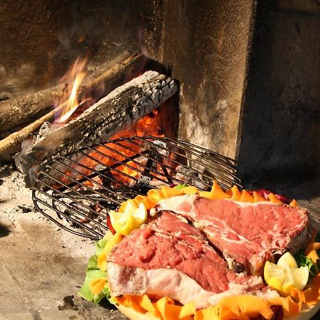 Hotel Ristorante Il Pino Κιούζι Εξωτερικό φωτογραφία