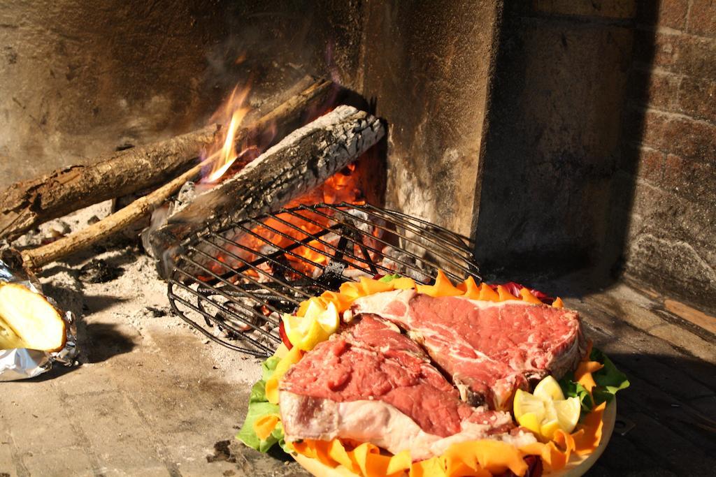 Hotel Ristorante Il Pino Κιούζι Εξωτερικό φωτογραφία